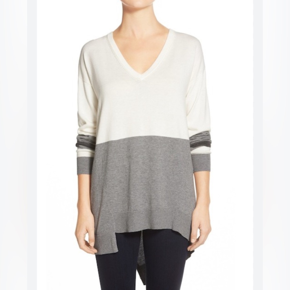 Vince Camuto Colorblock V-Neck Asymmetrical-Hem Sweater, Antique White, M